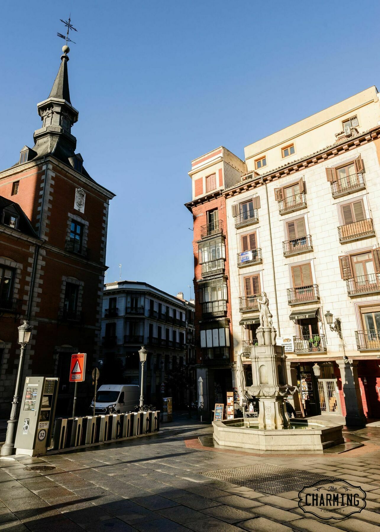 Апартаменты Charming Madrid Plaza Экстерьер фото